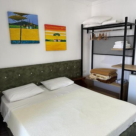 Fjora Rooms Саранде Екстериор снимка