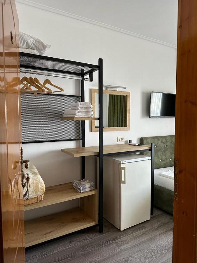 Fjora Rooms Саранде Екстериор снимка